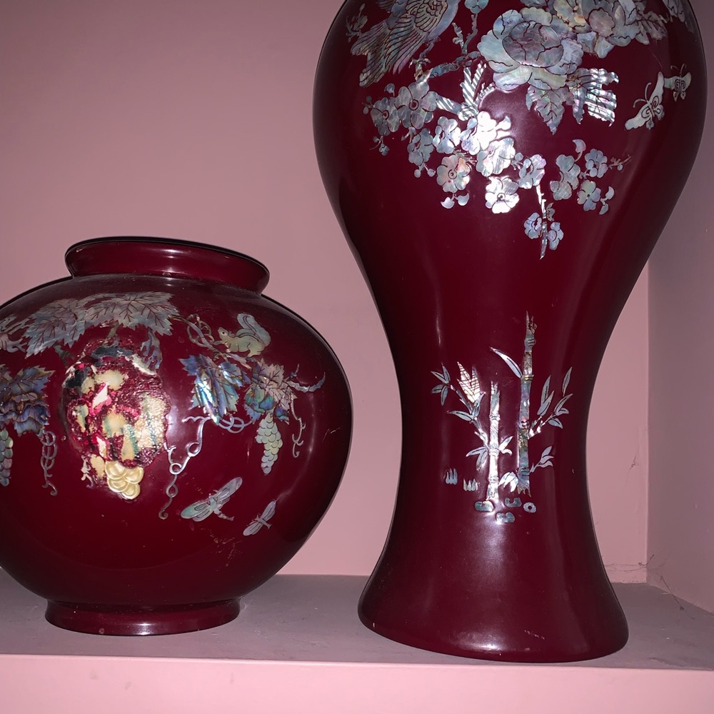 Elegant Red Floral Vases